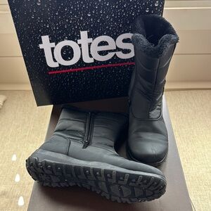 Totes Black Winter Boots Women’s Size 10